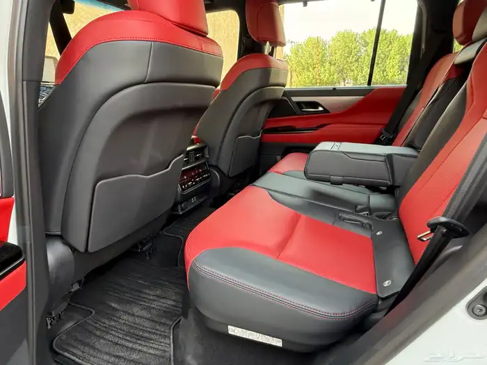 لكزس LX600 2023 F-SPORT 31