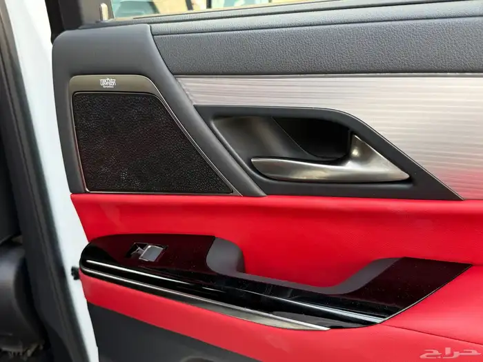 لكزس LX600 2023 F-SPORT 42