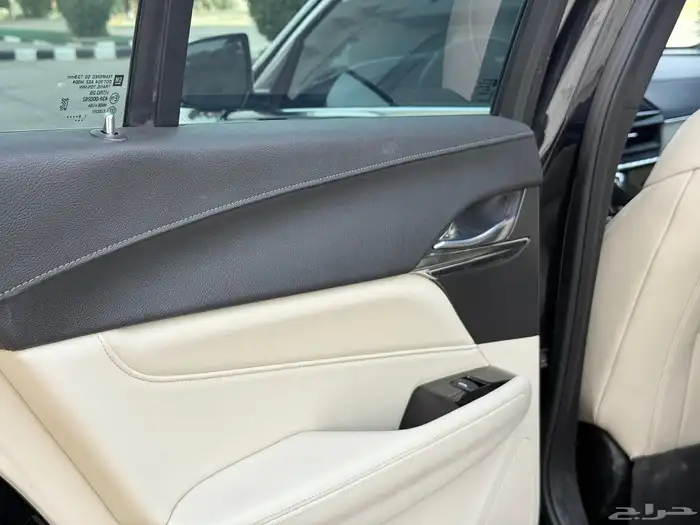 كاديلاك 2020CT4 37