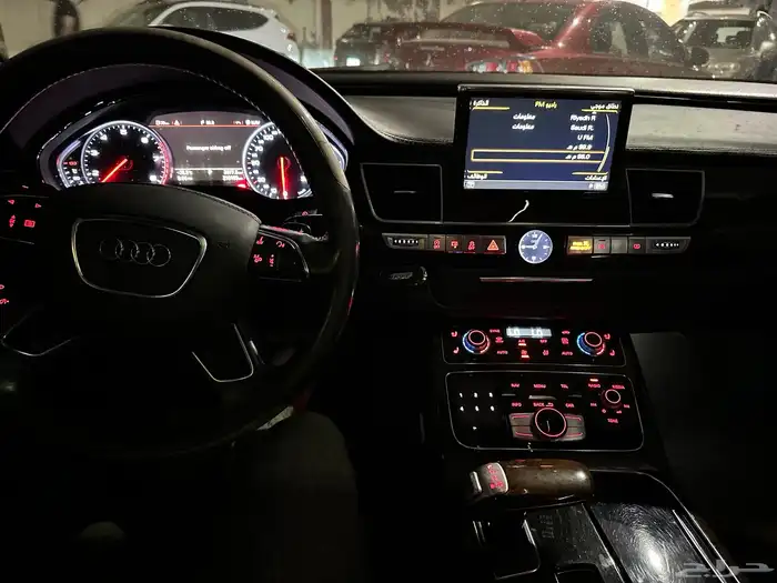 للبيع اودي a8 2015 9