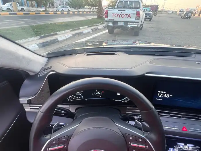 ازيرا بنزين 2020 فل كامل 4 سلندر 26