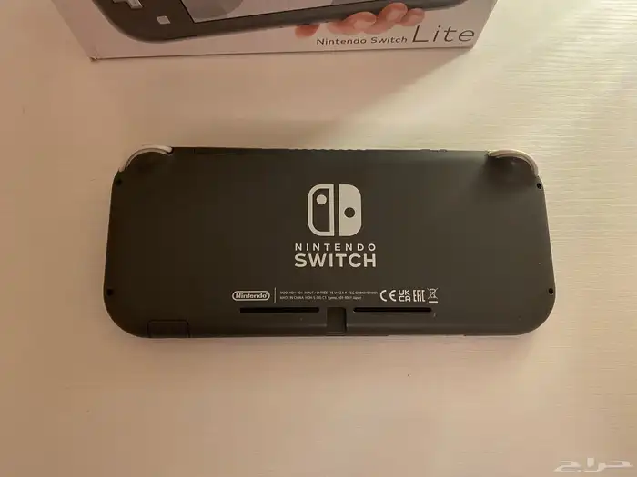Nintendo Switch Lite نظيف   MicroSD 167GB 7