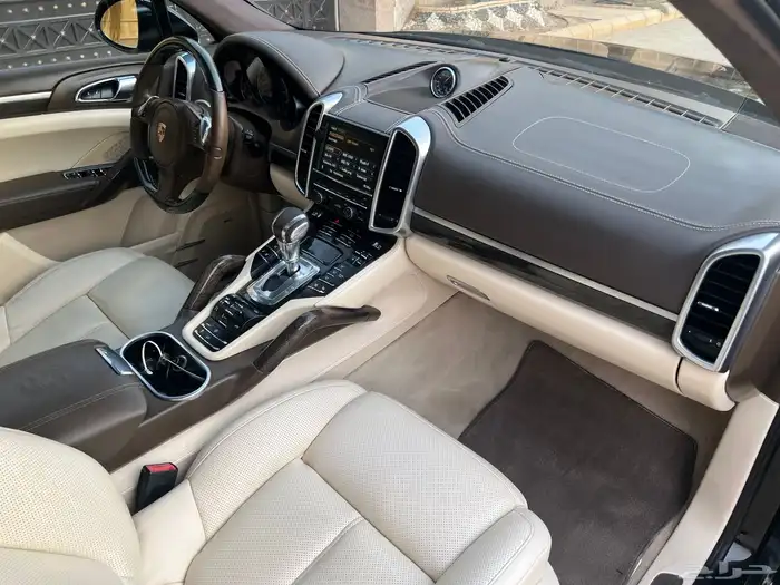 بورش كايين 2013 GTS (بحالة ممتازة) 19