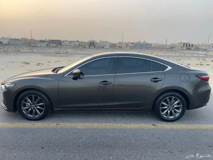 مازدا 6 نص فل بروجيكتر 3