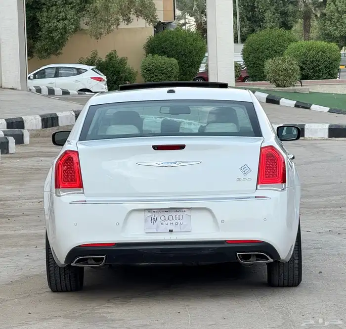 كرايزلر موديل 2021 لميتد نظيف 7