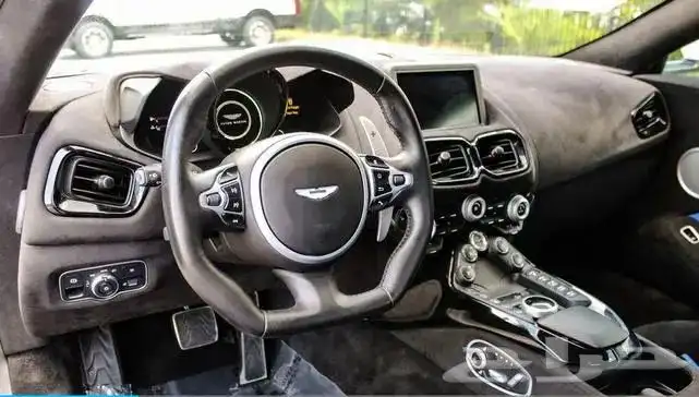 استون مارتن 2020 Aston Martin Vantage 6