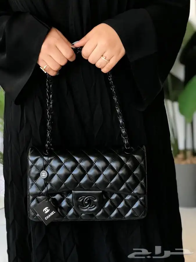 متوفر جميع شنط الماركات العالمية بجودة عاليه وسعر رمزي 0