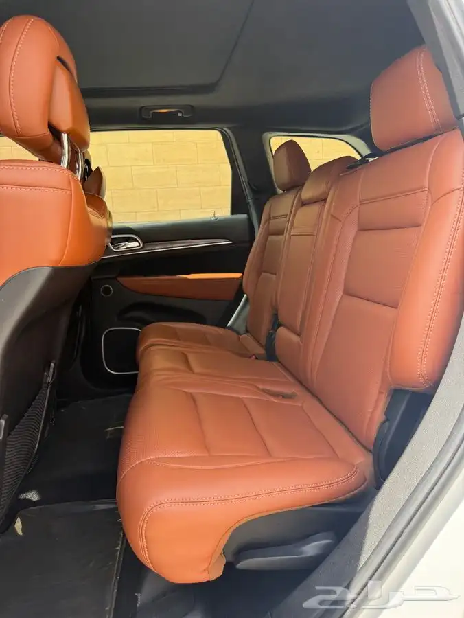 شيروكي srt 2014 19
