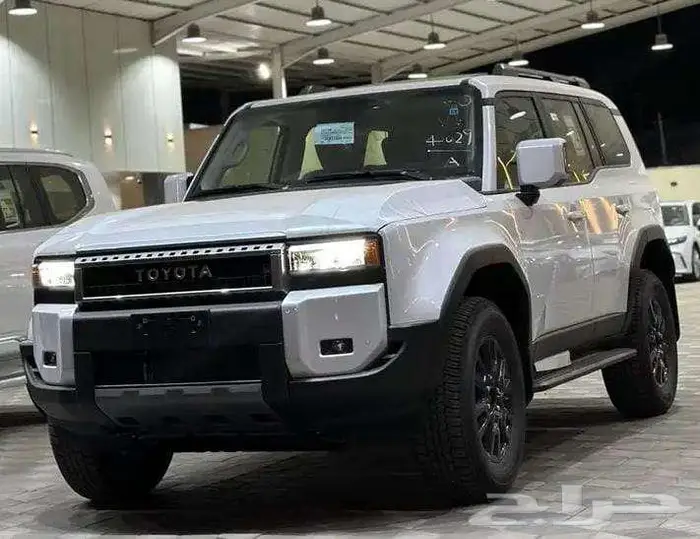 تتوفر فئات برادو 2025 اصفار لمبيعات البنوك بأقل ربح 0.35 11