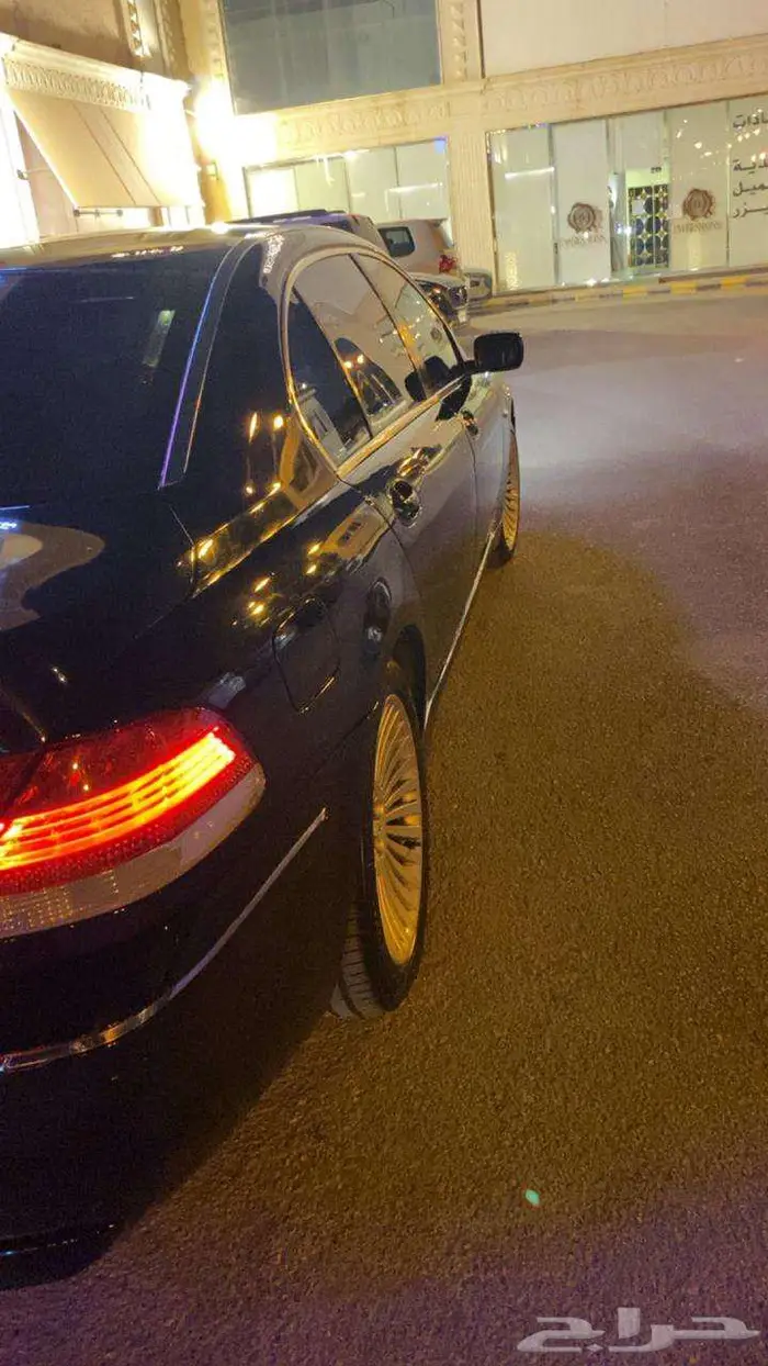للبيع BMW 730LI نظيفة 8