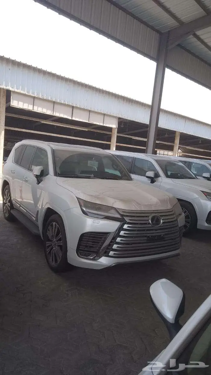 لكزس LX600 سعودي بطاقة 2024 ابيض اوف وايت 1