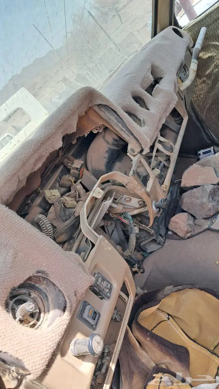 قطع صالون قديم من 89 وتحت 19