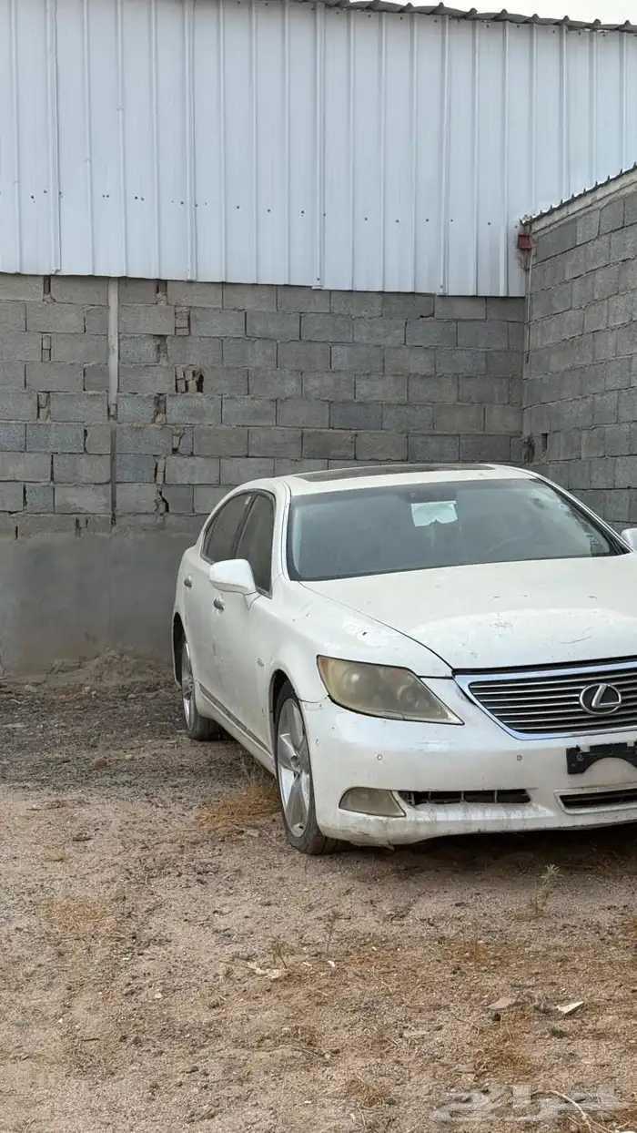 للبيع قطع تشليح لكزس ال اس 460 LS460 من 2007 ل 2012 19