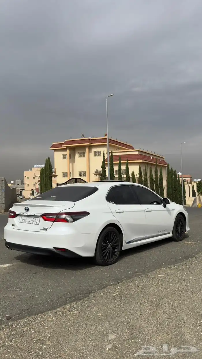 كامري 2024 ماشيه 38 فل الفل GLE-X الموتر جديد مره 5