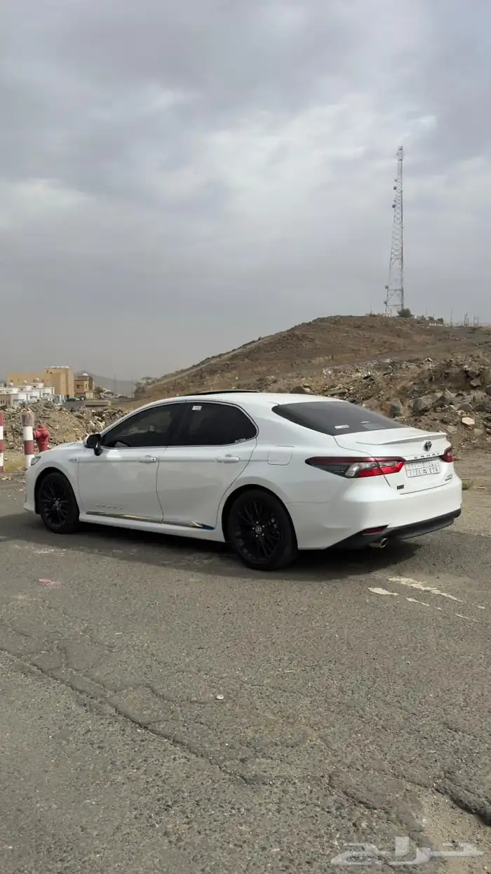 كامري 2024 ماشيه 38 فل الفل GLE-X الموتر جديد مره 3