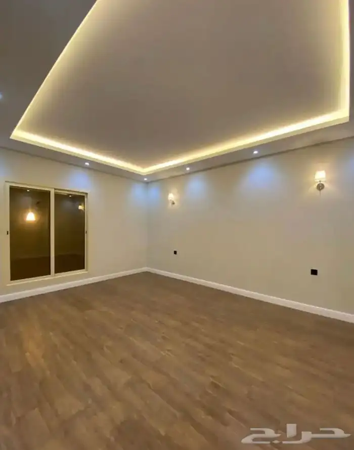 فيلا نظام شقق للبيع في حي الحمدانيه 8