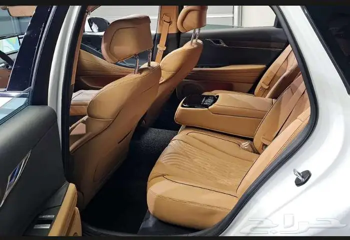 جينسس G80 2022 12