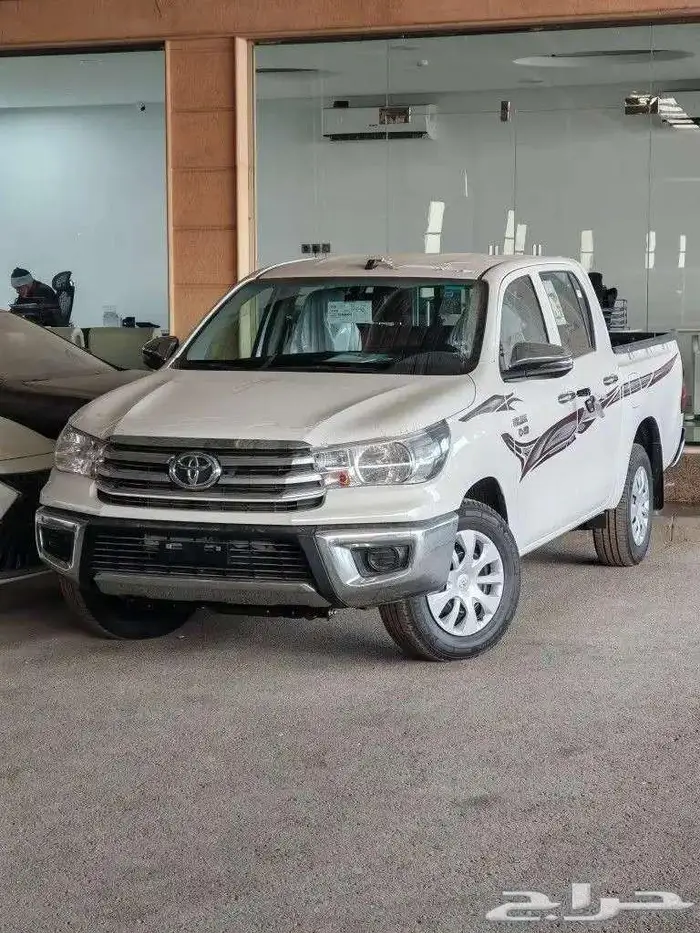 تويوتا هايلكس غمارتين بنزين بدون دبل 2025 ابيض سعودي 3