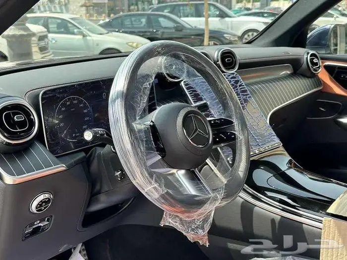 مرسيدس GLC200 SUV جفالي جديد 8