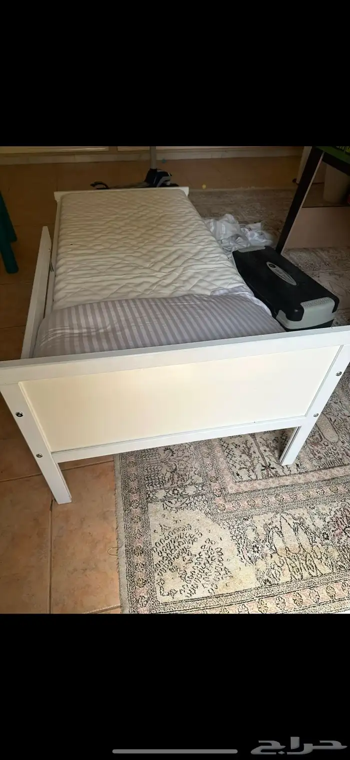 سرير اطفال 3