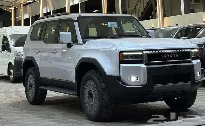 تتوفر فئات برادو 2025 اصفار لمبيعات البنوك بأقل ربح 0.35 10