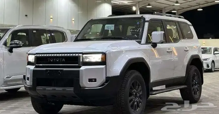 تتوفر فئات برادو 2025 اصفار لمبيعات البنوك بأقل ربح 0.35 26