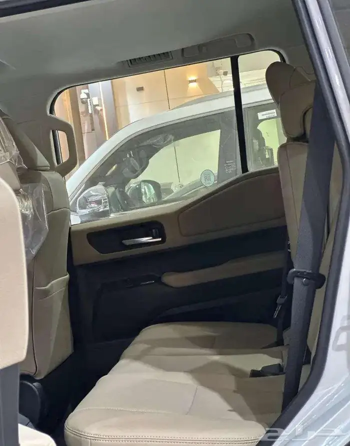 تتوفر فئات برادو 2025 اصفار لمبيعات البنوك بأقل ربح 0.35 9