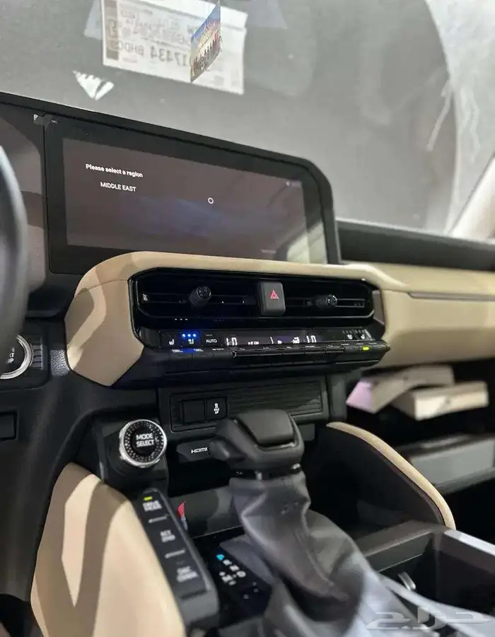 تتوفر فئات برادو 2025 اصفار لمبيعات البنوك بأقل ربح 0.35 16