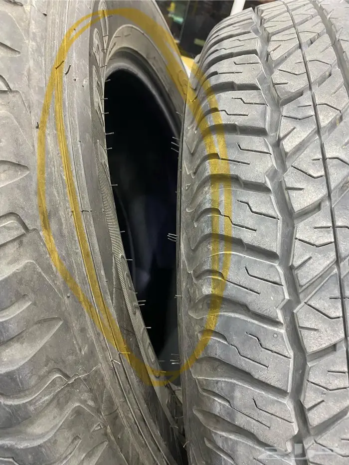 كفرات جيب برادو شبه جديده مقاس 17 0