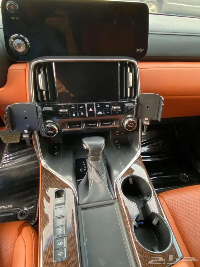 لكزس VIP - LX600 موديل 2023 بلاك اديشن 12
