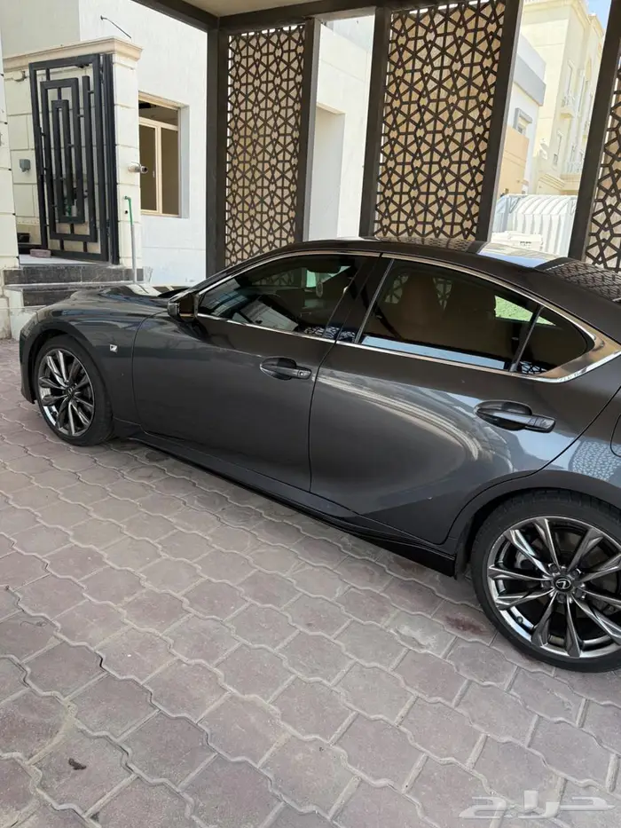 لكزس is350 fsport 4