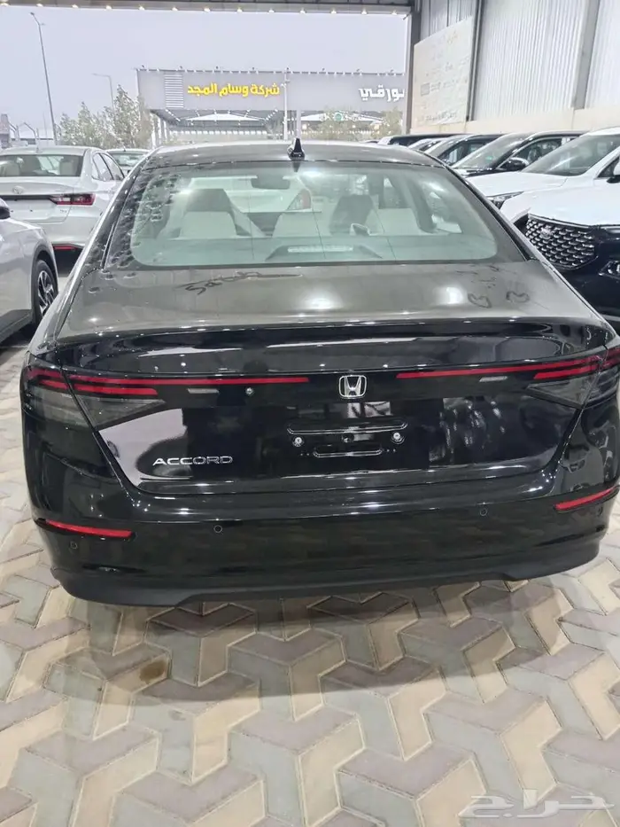 هوندا أكورد نص فل موديل 2025 - EX 7