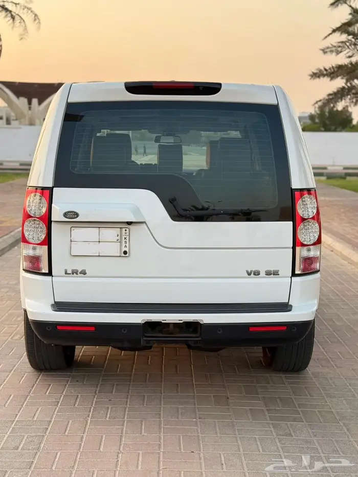 لاندروفر دسكفري LR4 2013 11