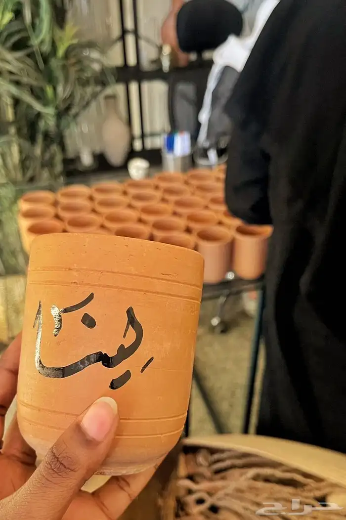 خطاط على الفخار بمناسبة اليوم الوطني 4