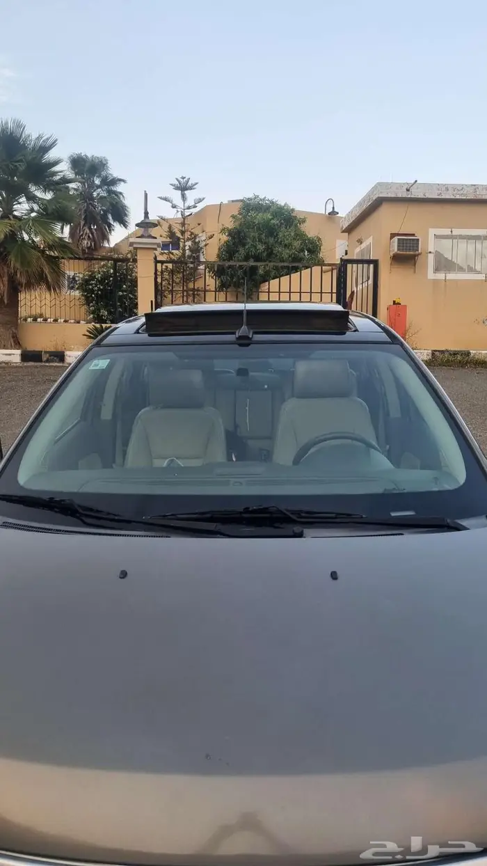 للبيع جيب ايدج مديل 2012 11