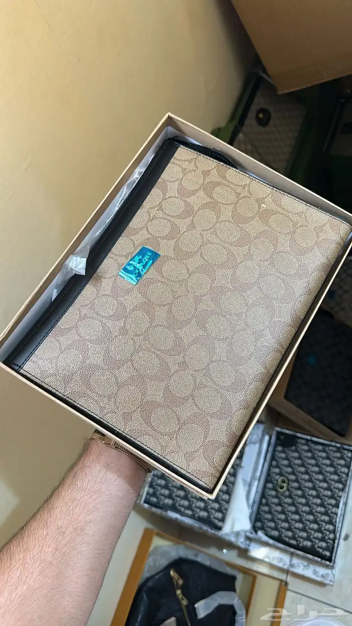 شنط ميو ميو بسعر مخفض 13