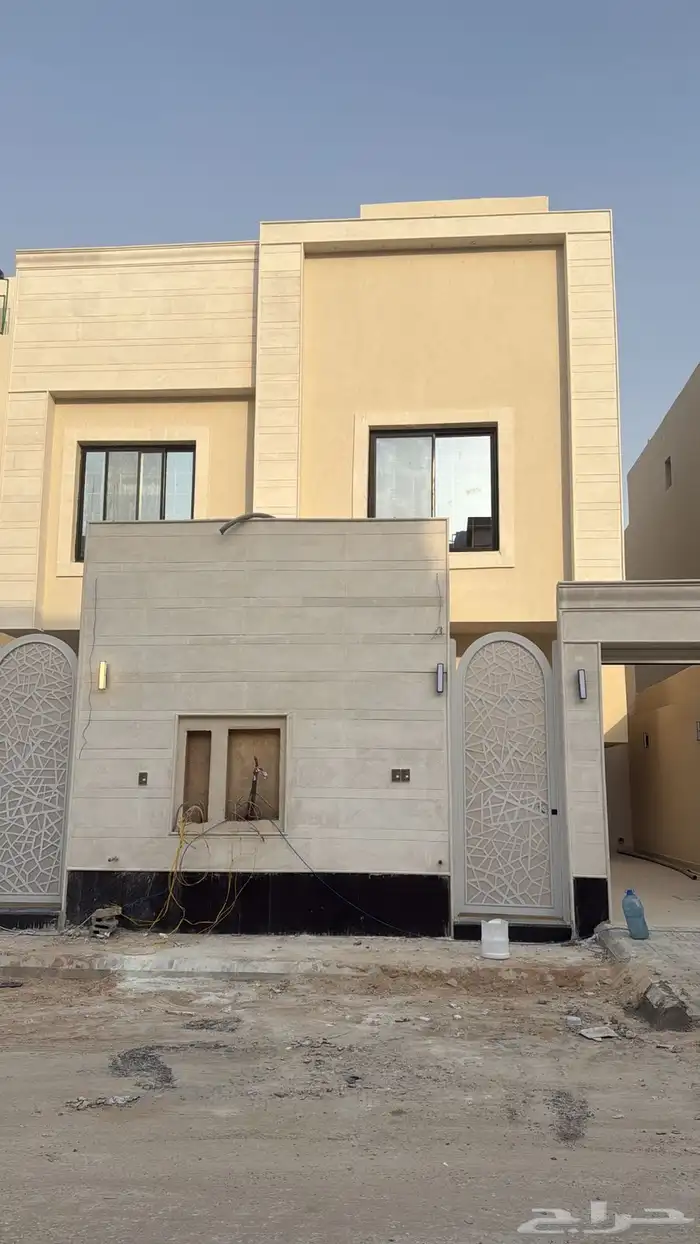 ادوار للبيع حي بدر 2