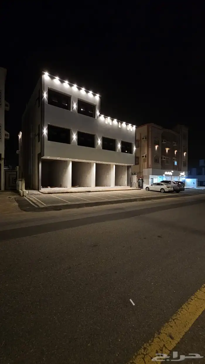 عمارة تجارية سكنية للأستثمار 1