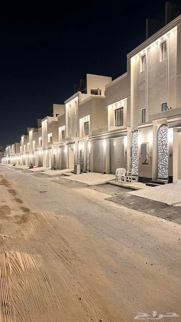 ادوار للبيع حي بدر 0