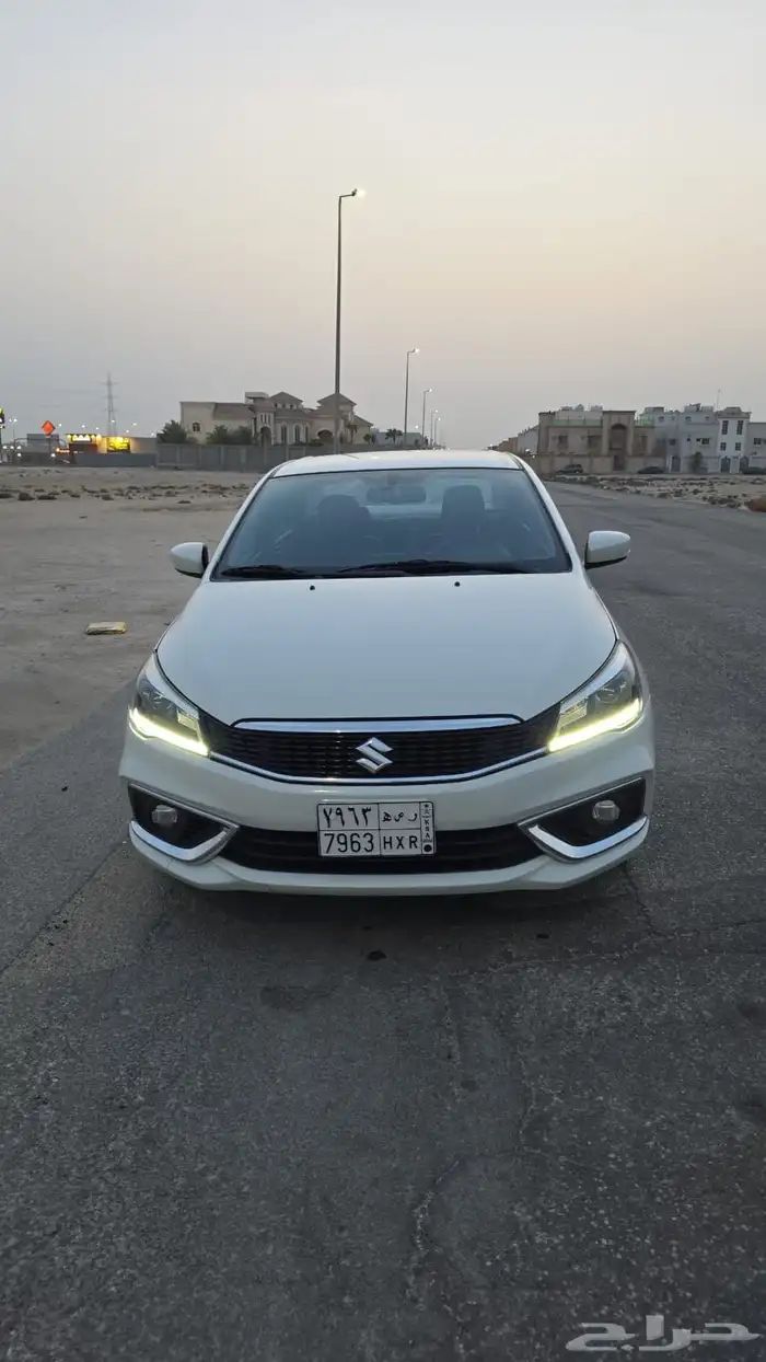 سوزوكي سياز 2023 GLX للبيع فل كامل 4
