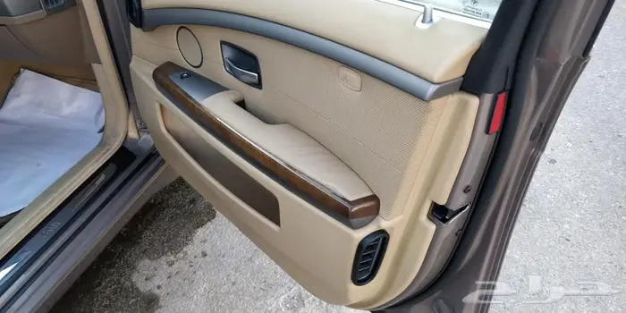 بي ام دبليو الفئة السابعة 745 مديل 2003 9
