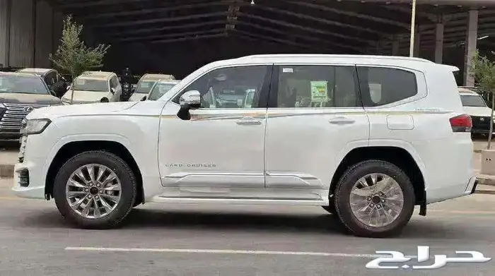 لاندكروزر VXR بريمي فل كامل موديل 2025 3