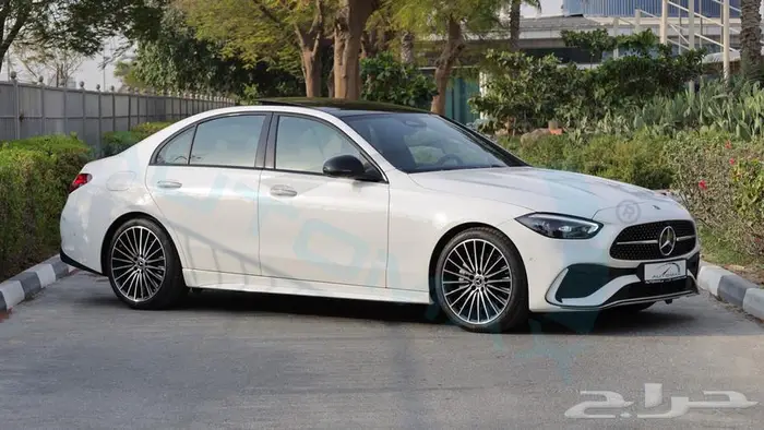 2025 مرسيدس سي 200 AMG بريميوم بلس خليجي اصفار ضمان الوكيل 3