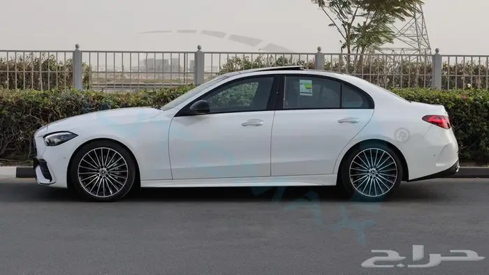 2025 مرسيدس سي 200 AMG بريميوم بلس خليجي اصفار ضمان الوكيل 40