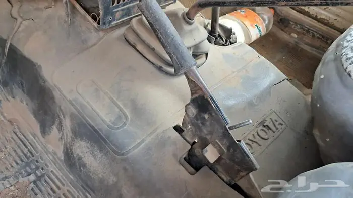 للبيع قطع جيب شاص قديم من مديل 84 وتحت 19