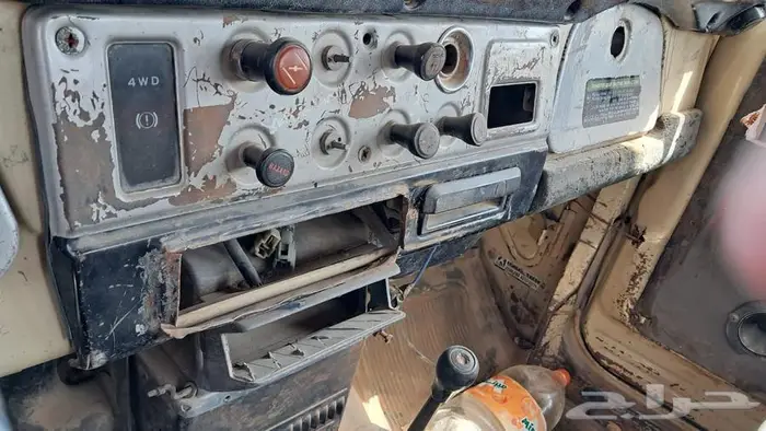 للبيع قطع جيب شاص قديم من مديل 84 وتحت 18