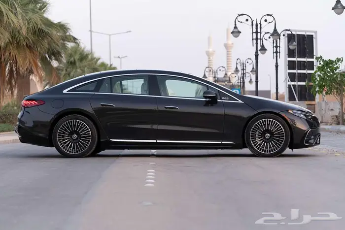 للبيع مرسيدس EQS 450 2022 الكهربائية أول مالك 3