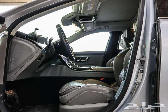 مرسيدس S580 موديل 2022 5