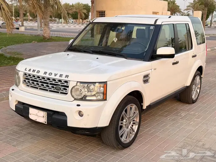 لاندروفر دسكفري LR4 2013 1
