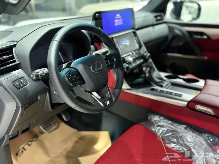 لكزس FF SPORT LX 600 خليجي 2025 اللون ابيض 18